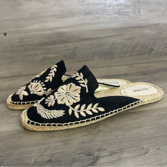 NWT Soludos Women 9 Black Floral Embroidered Boho Slip On Flats Espadrille Mules - Picture 6 of 9